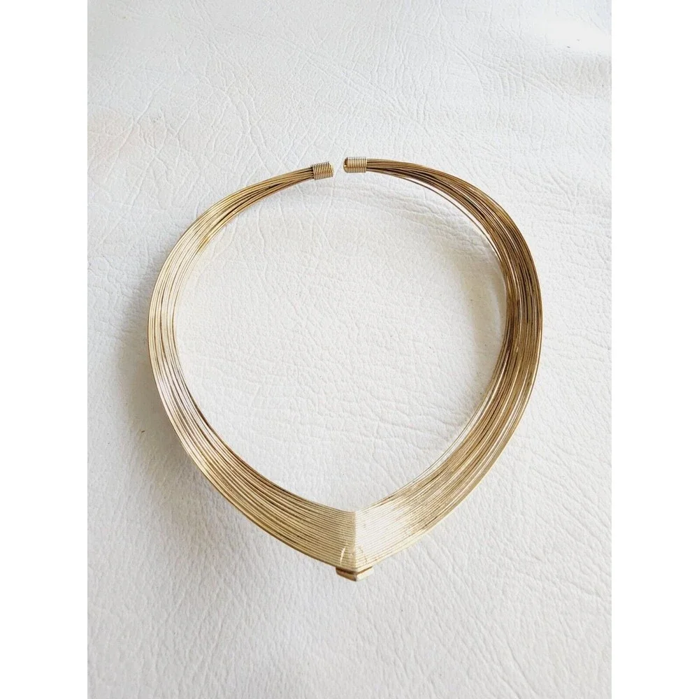 Vintage Gold Tone Wire Choker V  Collar Necklace Multi Layered Wire Choker - Picture 4 of 5